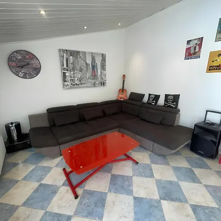 Le Pacha - Piscine - 2p - Reve Au Mans Spay
